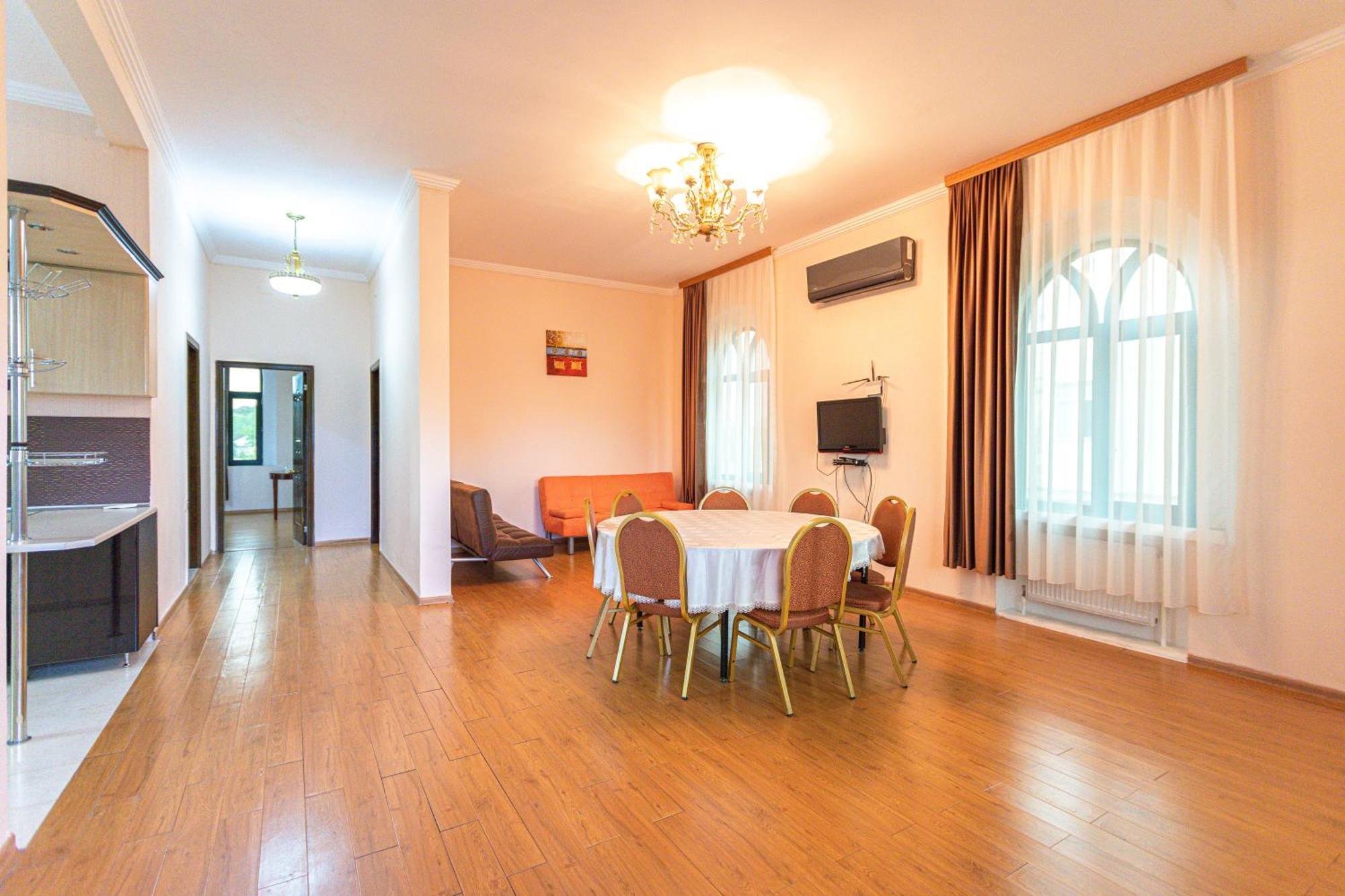 Chabiant Guesthouse Chateau Monolit Ikinci Yeniyol Zewnętrze zdjęcie
