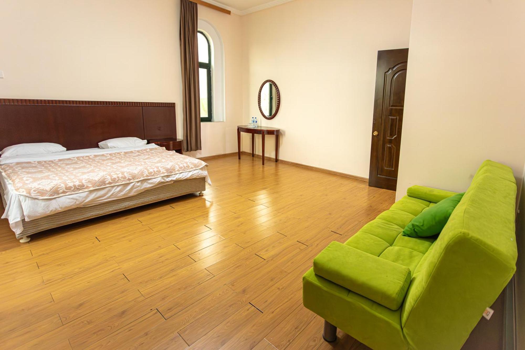 Chabiant Guesthouse Chateau Monolit Ikinci Yeniyol Zewnętrze zdjęcie