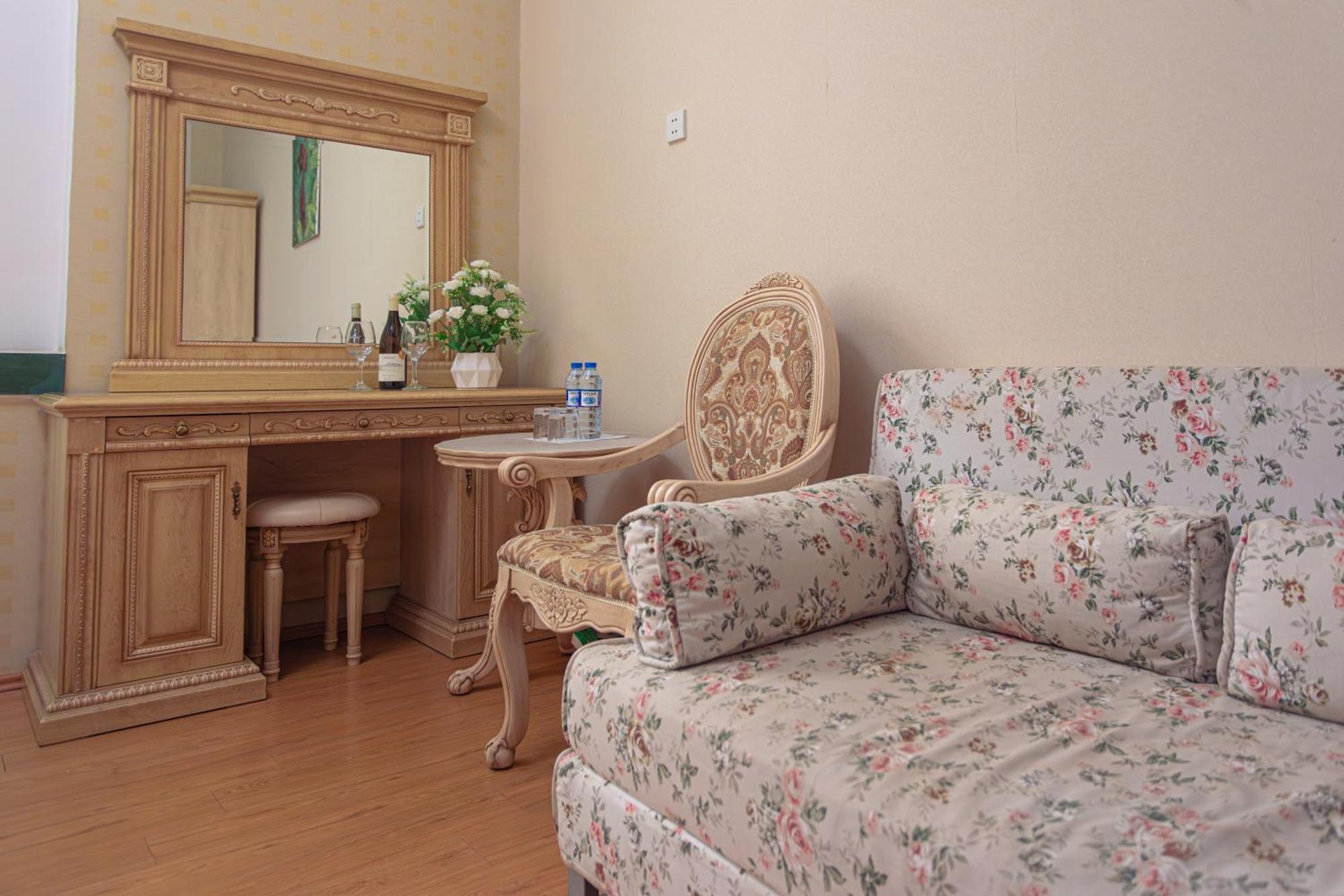 Chabiant Guesthouse Chateau Monolit Ikinci Yeniyol Zewnętrze zdjęcie