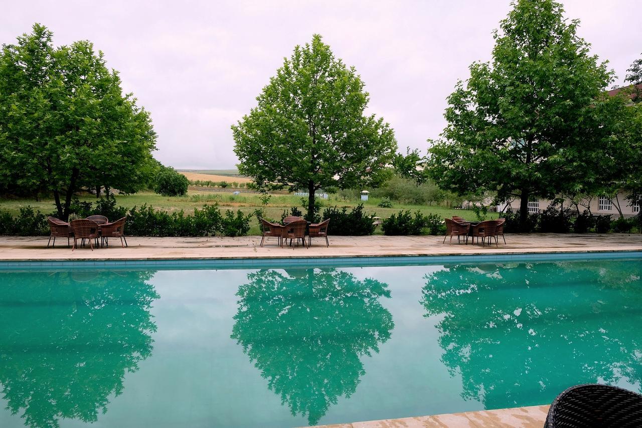 Chabiant Guesthouse Chateau Monolit Ikinci Yeniyol Zewnętrze zdjęcie